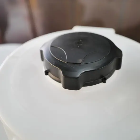 Емкость S 500л OIL белая